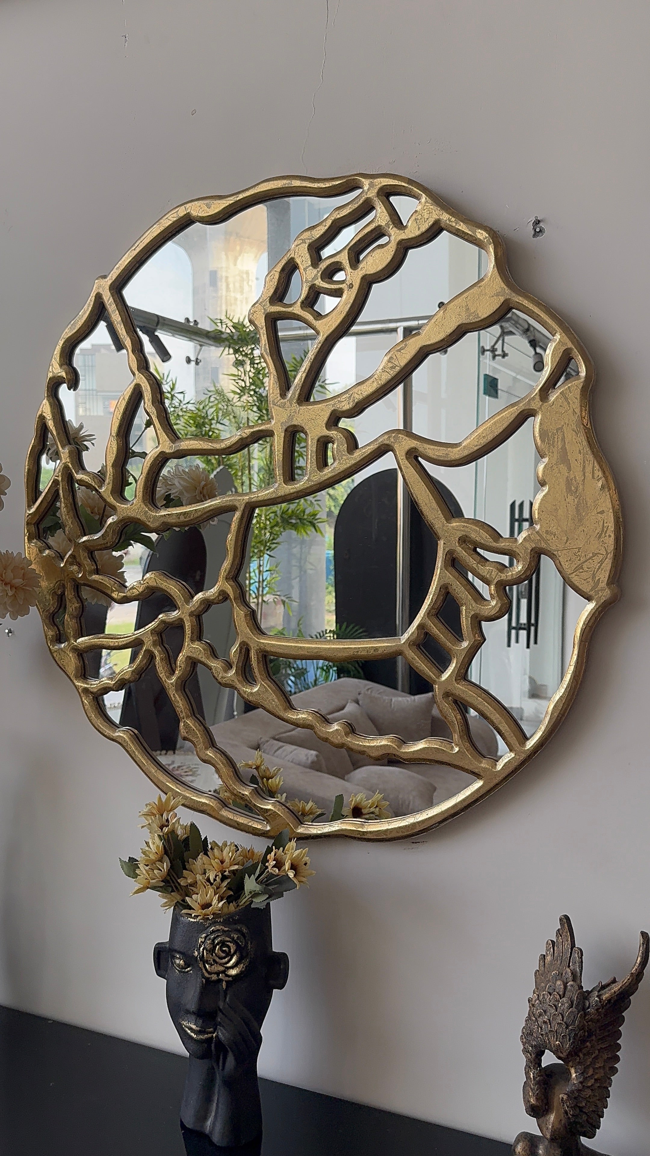 Britni carving mirror